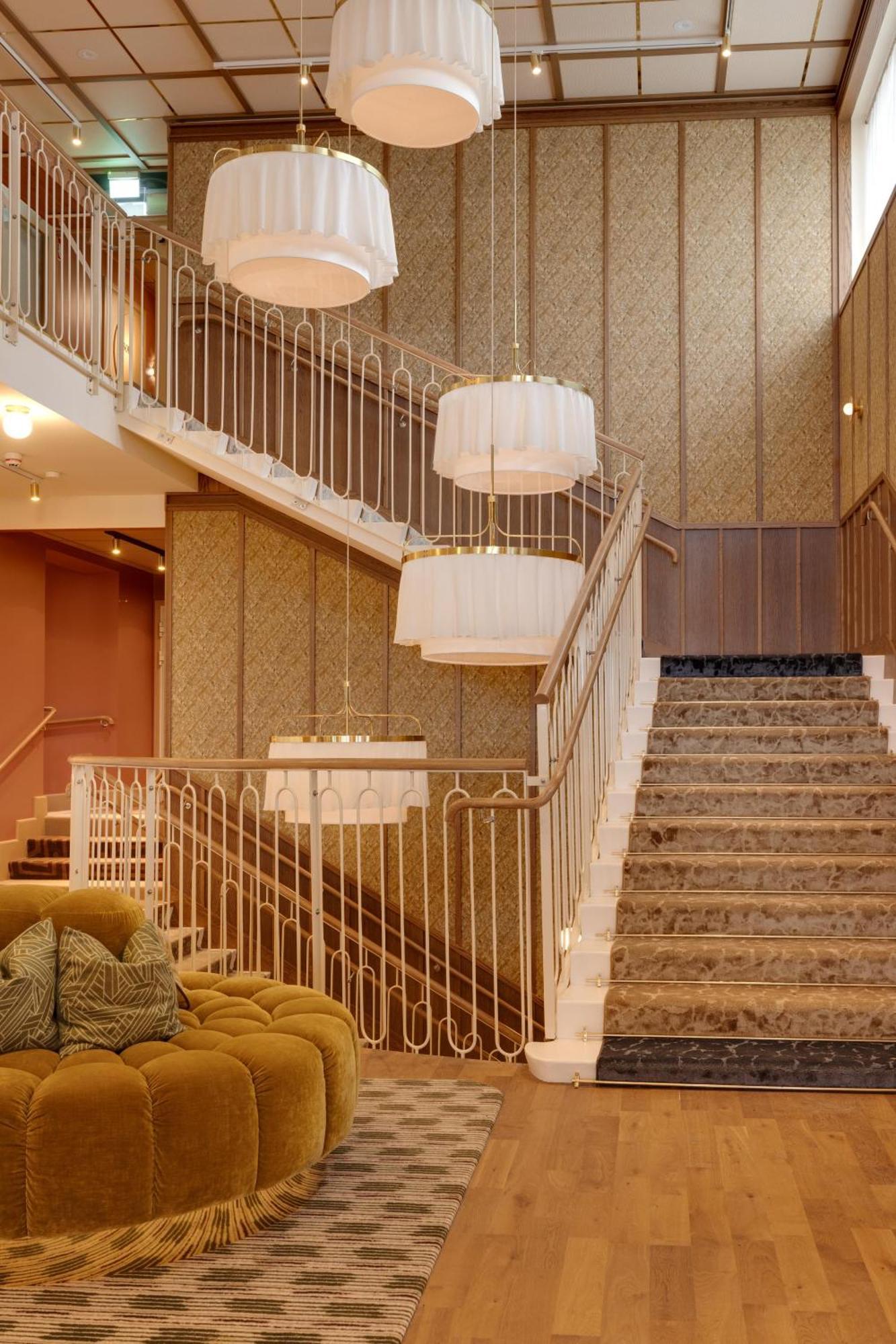 Отель Hjortviken Country Club Hindas Экстерьер фото