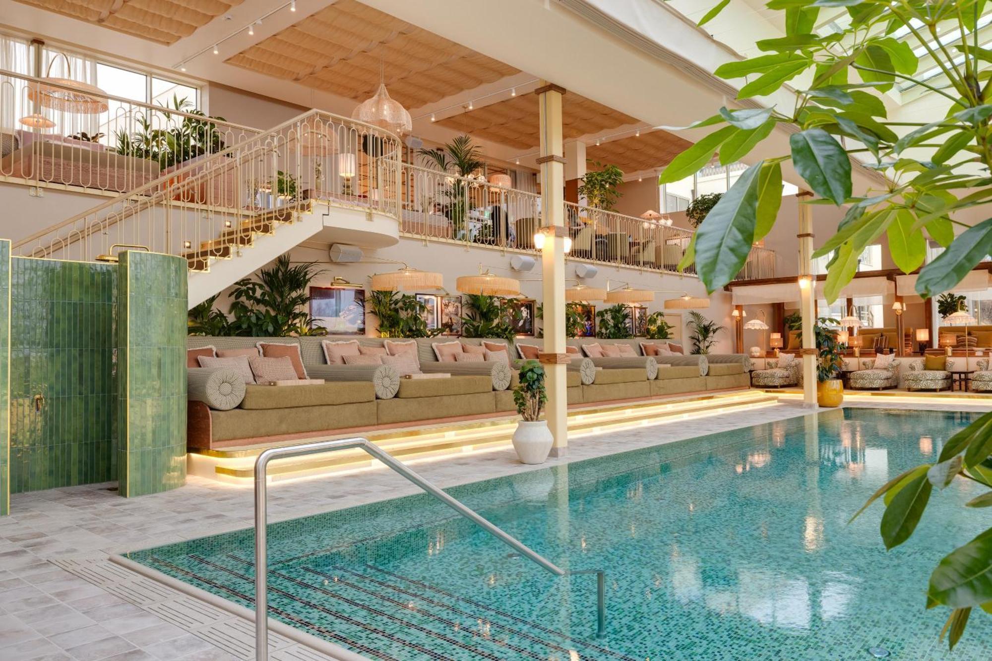 Отель Hjortviken Country Club Hindas Экстерьер фото
