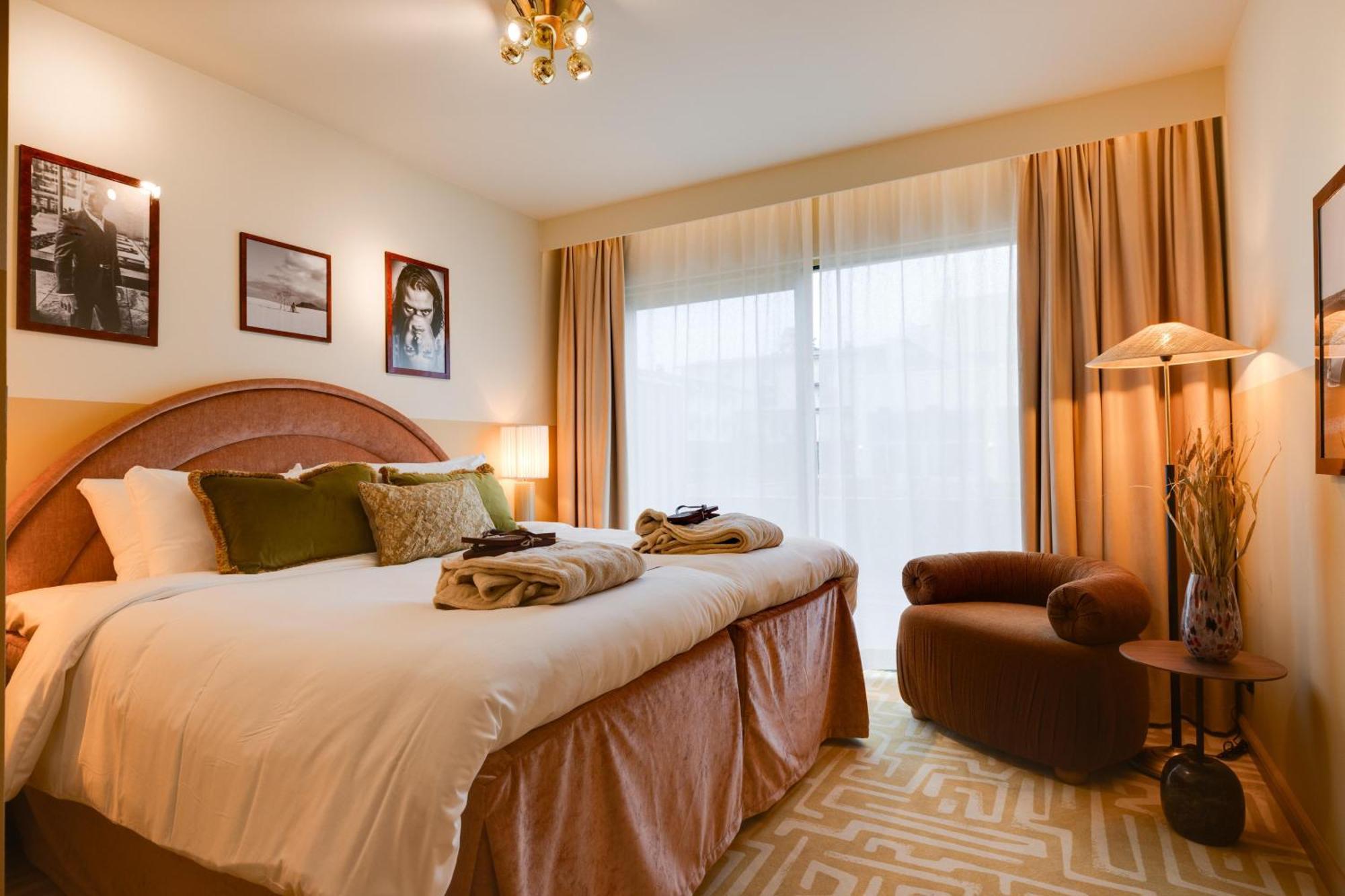 Отель Hjortviken Country Club Hindas Экстерьер фото